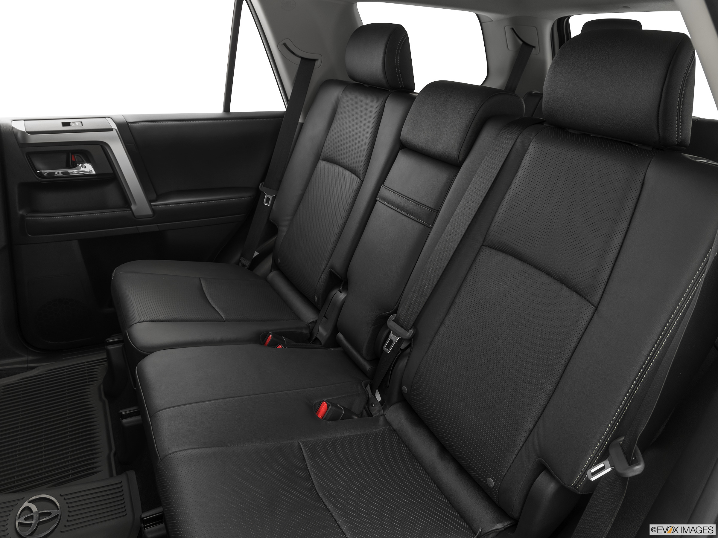 back seats of toyota 4runner