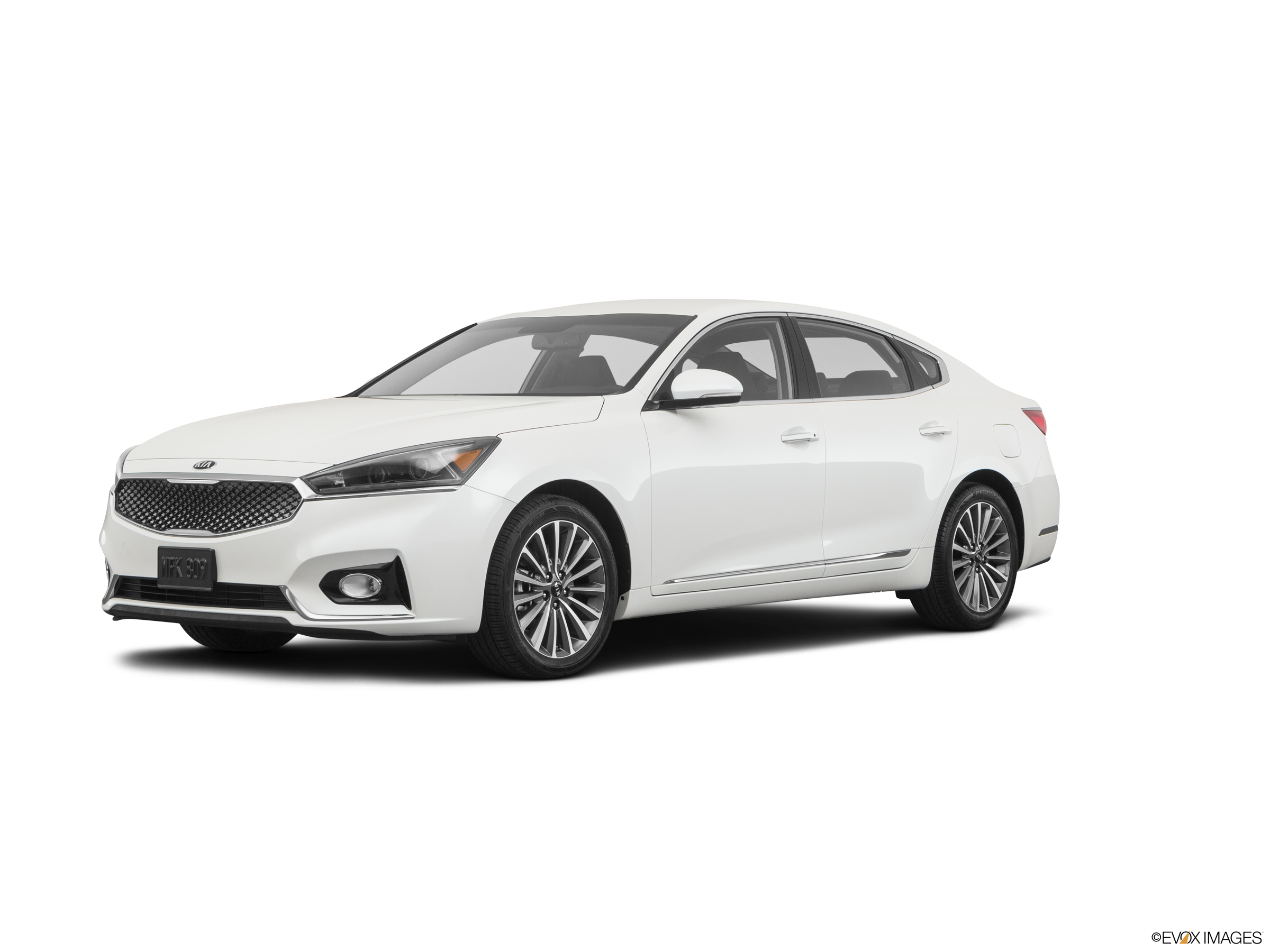 white kia cadenza