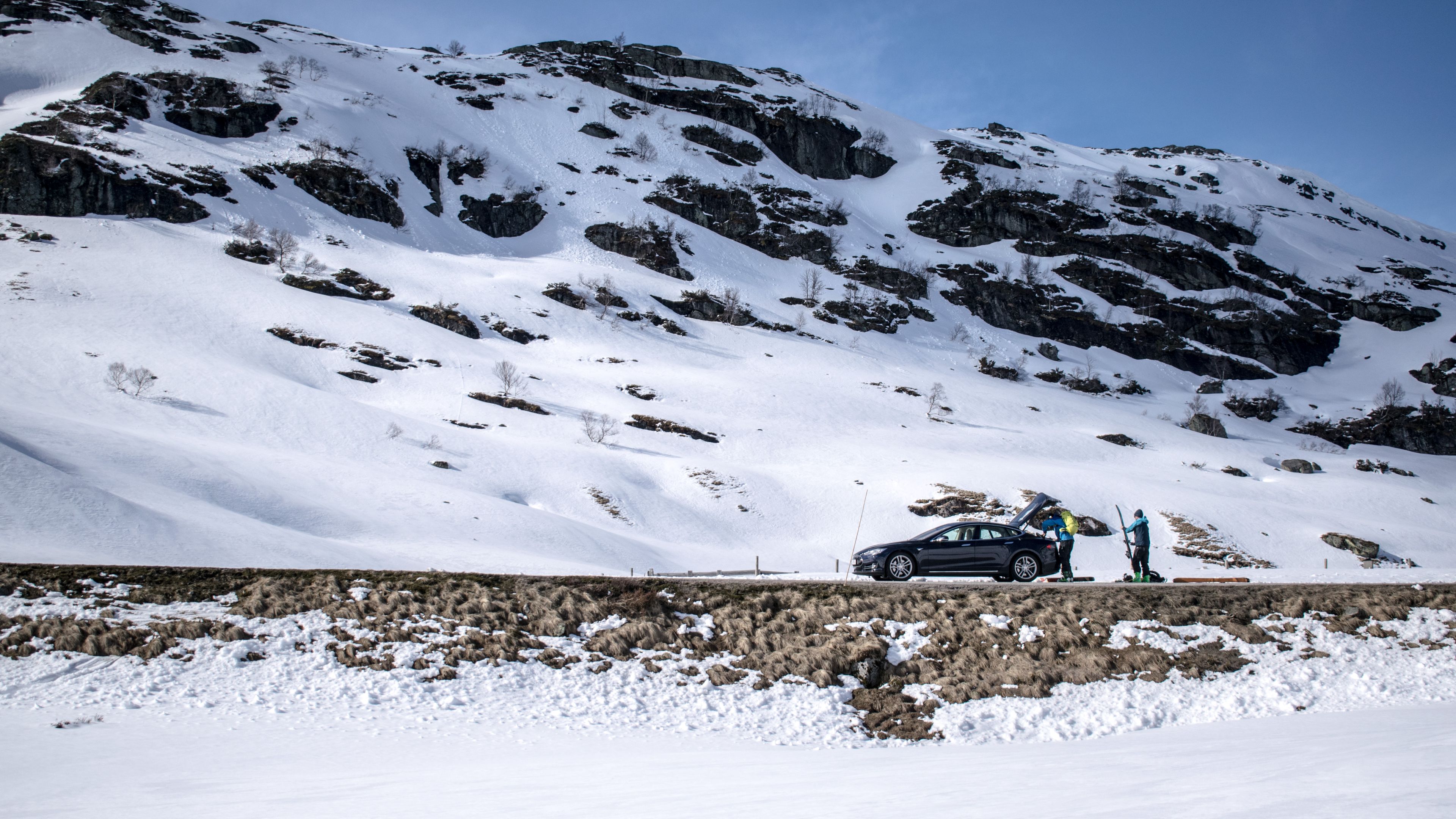Snowy-Mountain