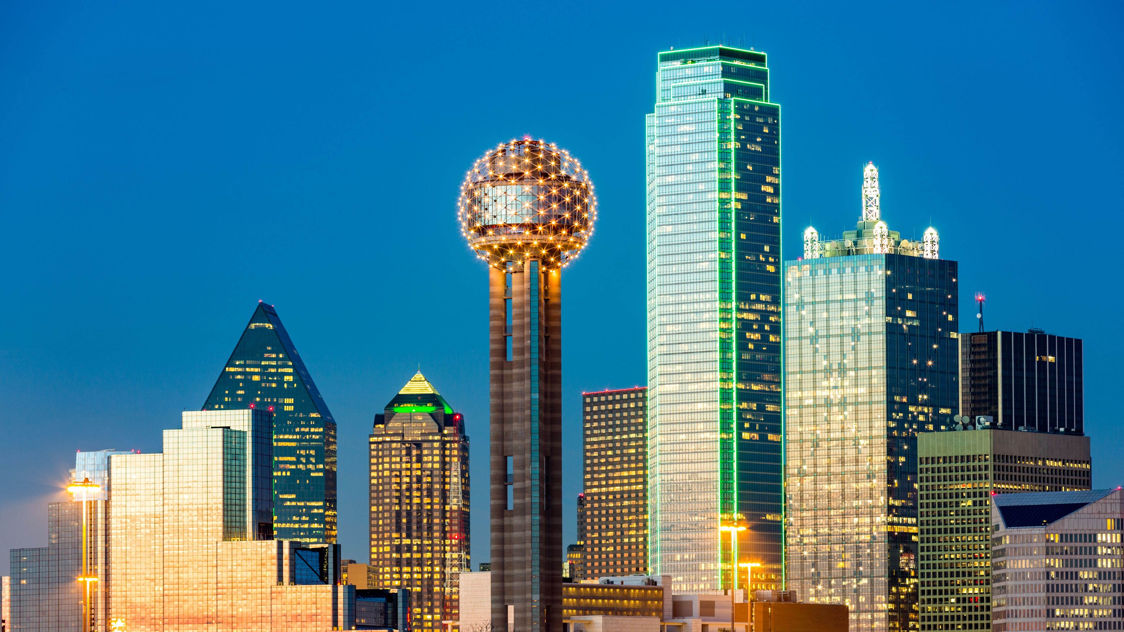 Dallas skyline