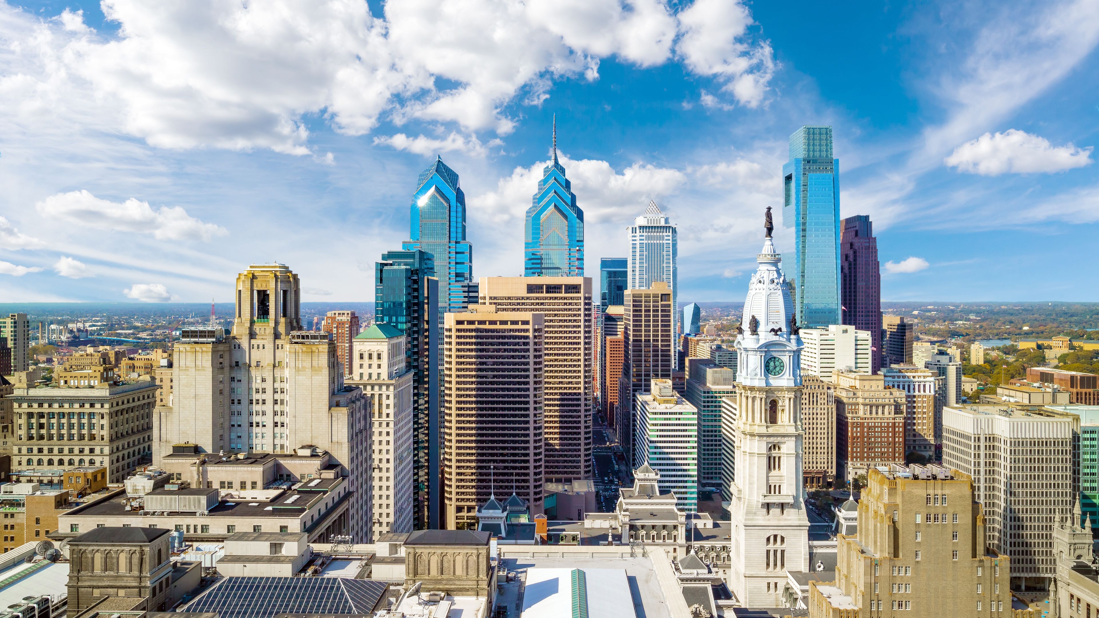 top-view-downtown-skyline-philadelphia