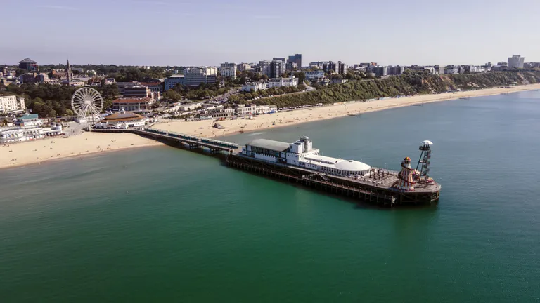 Oceanarium and pier bournemouth