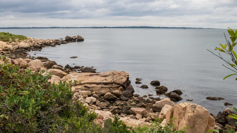 Bluff Point State Park