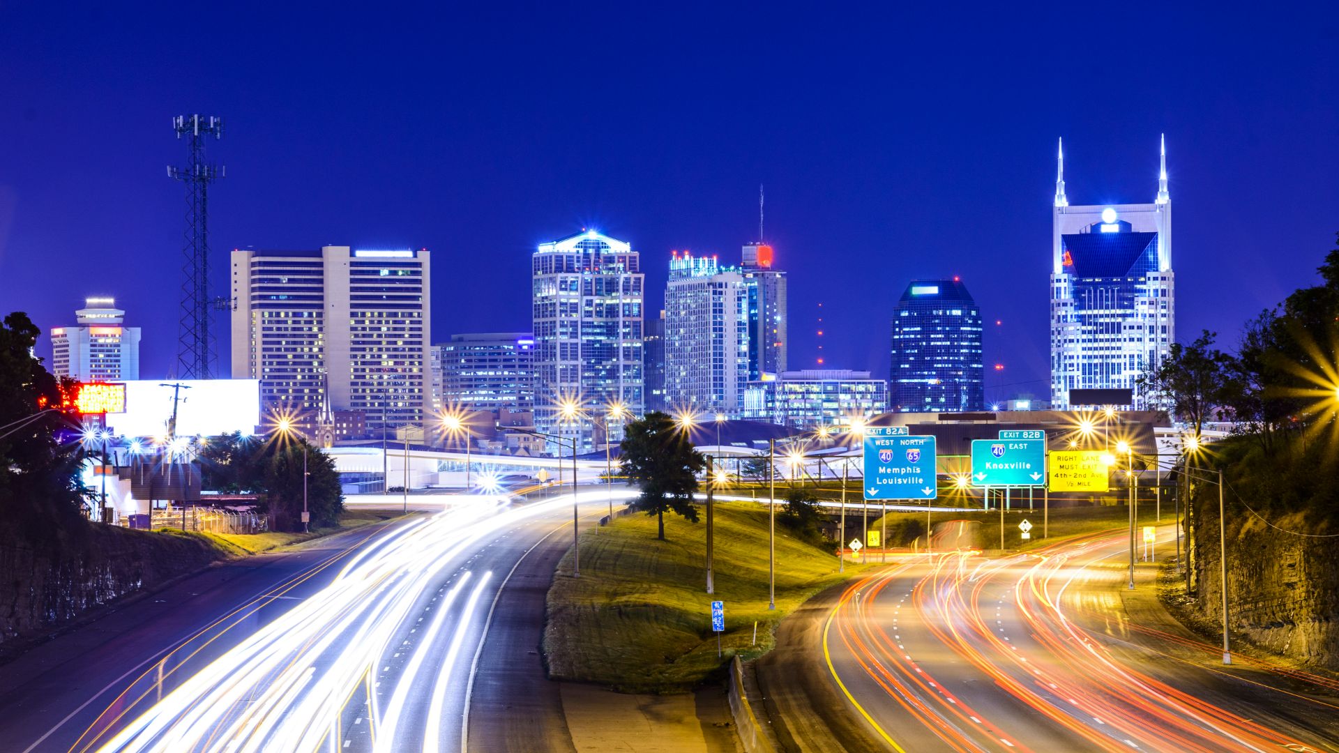 Nashville, Tennessee at night
