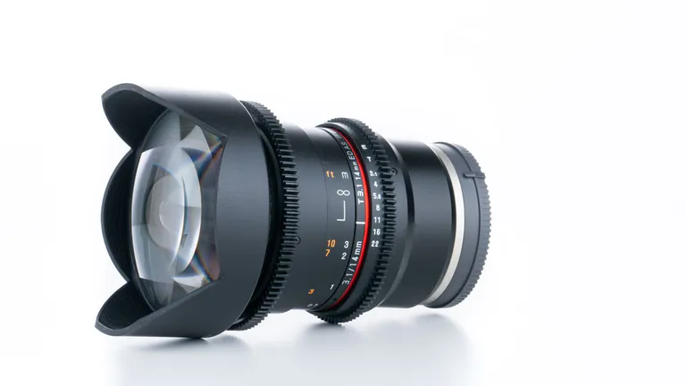 wide camera lens