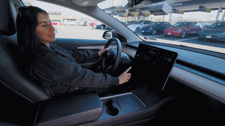 tesla_mirror_wiper