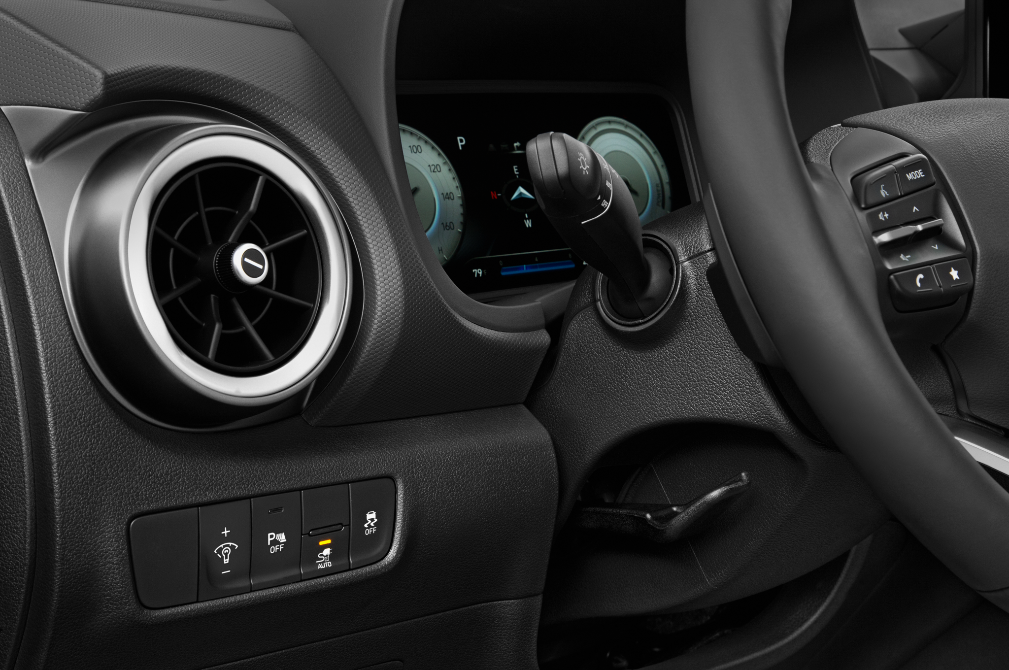 Hyundai air vent and steering wheel