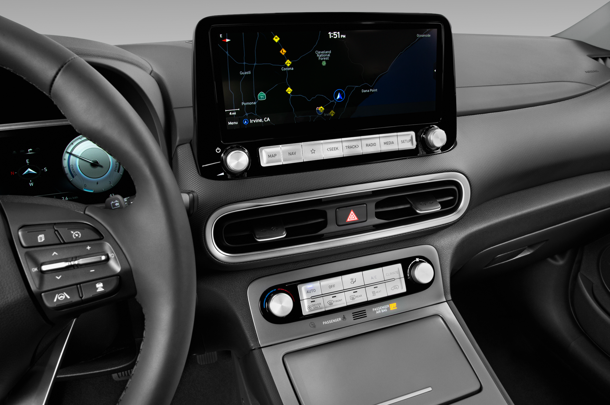 10.25” touchscreen navigation